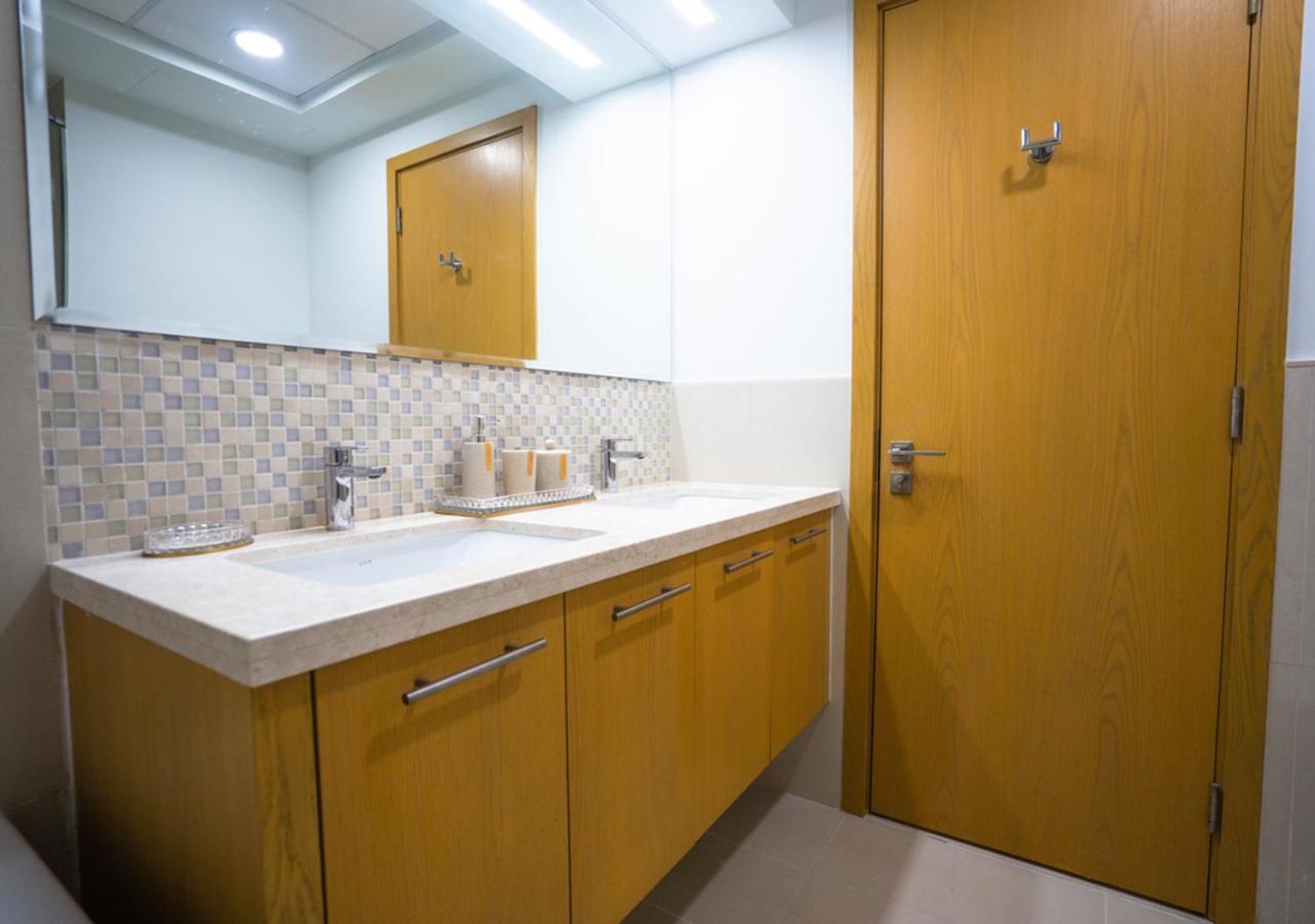 Nasma Luxury Stays - Bellevue Tower 1 Dubai Ngoại thất bức ảnh